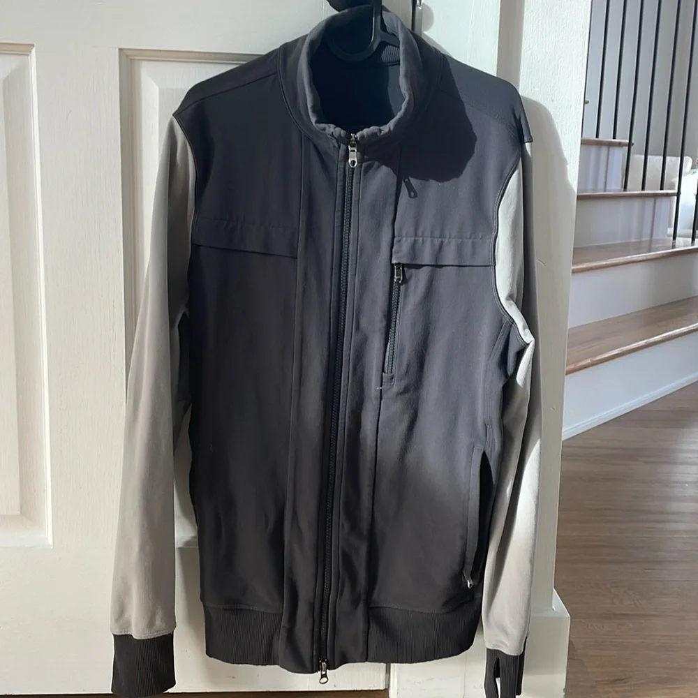 Lululemon Post Gravity Jacket Soot / Ambient Grey